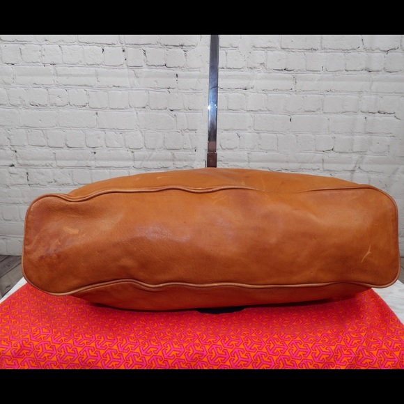 Tory Burch Linden Leather studded drawstring tote - Picture 11 of 12